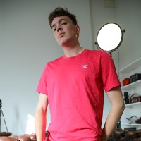 Liam Taylor stripped down - Picture 6