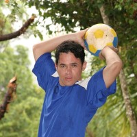 Hunky gay jerks - Picture 3
