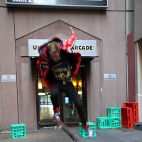 Hung Aussie skater - Picture 2