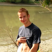 Nude on the river - Picture 3