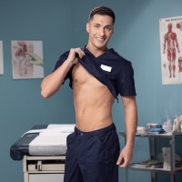 Dirty Intern - Picture 1