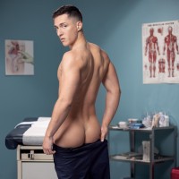 Dirty Intern - Picture 2