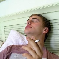Noah Brooks smoking - Picture 2