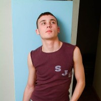 Cute gay boy masturbates eating a banana - Picture 6