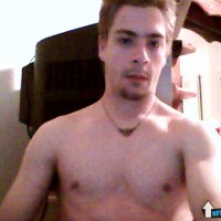 Dylan jerks off - Picture 3