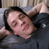 York jerks off - Picture 20