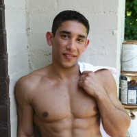 Sexy american college jocks posing outdoor - Picture 1