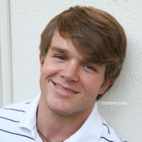 Pretty frat boy Chip - Picture 1