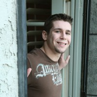 Naked college jock posing - Picture 3