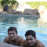 Couple of pretty studs jacking off together - Picture 2