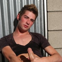Shane Allen pissing - Picture 13