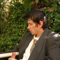 Pissing in suit and tie - Picture 19