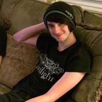 William takes Aron's cam-cherry - Picture 4