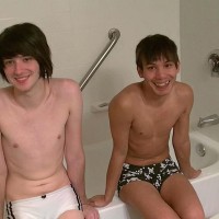 Angel and Aron - Picture 2