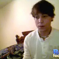 Trace is horny on cam again - Picture 2