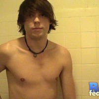 Trace's shower - Picture 29