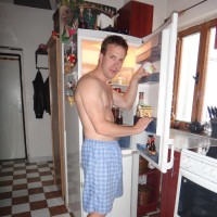 Tom - Picture 1