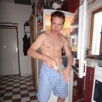 Tom - Picture 3