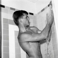 Brian Idol shower - Picture 5