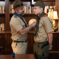 Bishop Angus fucks Ian Levine - Picture 1