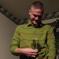 Devon Lee Scott pisses himself - Picture 11