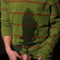 Devon Lee Scott pisses himself - Picture 16