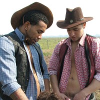 Guy tasting cowboys' dicks - Picture 7