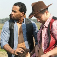 Guy tasting cowboys' dicks - Picture 8