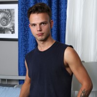 Drew Foxx jerks off - Picture 4