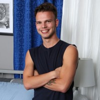 Drew Foxx jerks off - Picture 2