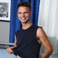 Drew Foxx jerks off - Picture 5