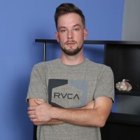 Lucas Miller Jerks Off - Picture 2