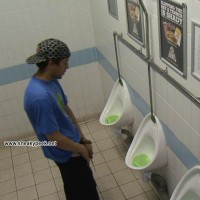 Football Club Urinals - Picture 3