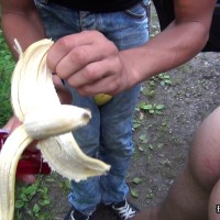 Ass eating banana - Picture 5
