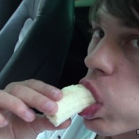 Banana fun in car - Picture 20