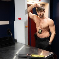 This security is gagworthy - Picture 2