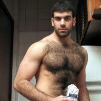 Hairy Ben plays with some milk - Picture 3