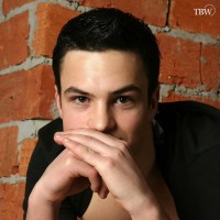 Colin - Picture 3