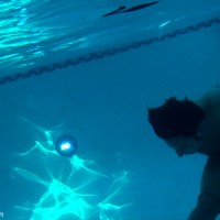 Group sex in the pool - Picture 1