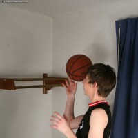 Lance - Picture 1
