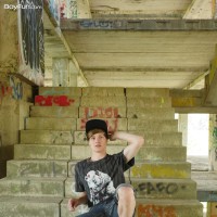 Antony Carter Masturbates in an abandoned factory - Picture 1