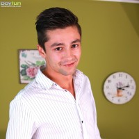 Matthew Paleo shows off his hard cock - Picture 1