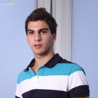 Maxim Moira shows his cock - Picture 2
