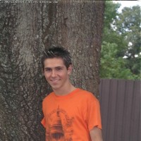 Brad naked outdoor - Picture 1