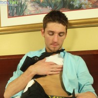 Alex cums wearing a tie - Picture 2