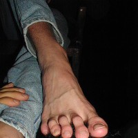 His long toes - Picture 9