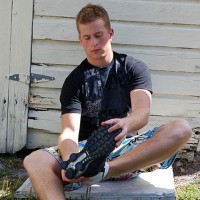 Stu shows off his socks - Picture 11