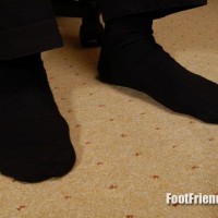 Milo shows off his feet - Picture 29