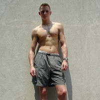 Mr. Gay London shows off his feet - Picture 4