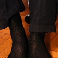 Marty shows off his feet - Picture 18